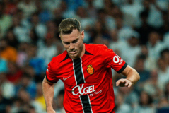 梅西压力下的心理战：拉米目睹队友面对巴萨灵魂的放弃抉择