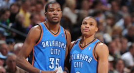 交易流言：火箭、雄鹿、鹈鹕商讨三方大交易，涉及多位球员。